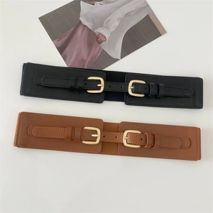 Cinture elastiche larghe nere e marroni vintage con doppie fibbie in metallo lucido