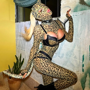 Costume de body imprimé léopard sexy avec masque à capuche et queue pour cosplay
