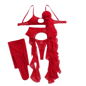 Ensemble lingerie en tulle rouge sexy avec roses 3D, volants, porte-jarretelles et bas fins