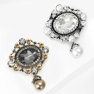 Spille vintage in vetro argento e oro con cristalli e pendenti di perle a goccia