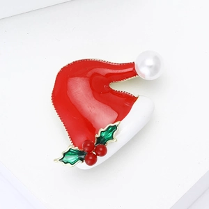 Spilla in Smalto a Forma di Cappello di Babbo Natale in Lega Agrifoglio Perla Artificial Sintetica Accessorio Gioielli per le Feste Spilla per Abiti da Donna Regalo