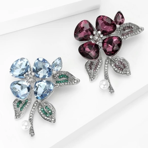 Elegante Spilla a Fiore in Lega di Cristallo Con Perla Artificial Sintetica e Strass per Donna Matrimonio Banchetto Spilla da Revero
