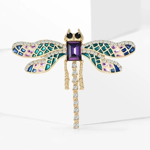 Spilla libellula elegante in oro con gemma viola e ali in smalto colorato