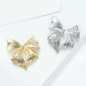 Élégante Broche Nœud en Alliage de Strass pour Femmes Broche Revers Nœud en Cristal Brillant pour Costumes Cardigan Bijoux Cadeau