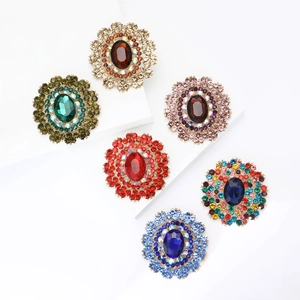 Vintage Alloy Rhinestone Oval Floral Brooch Pin For Women Suit Coat Corsage Luxurious Party Fashion Jewelry Accessory