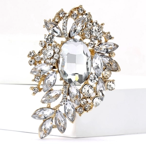 Lujoso broche vintage de aleación con pedrería brillante y diseño floral de cristal