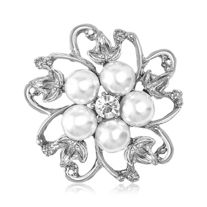 Élégante broche fleurie en perles avec pétales en alliage d'argent et cristaux de zircon