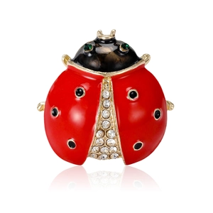 Broche coccinelle chic avec ailes en émail rouge, strass brillants et alliage doré