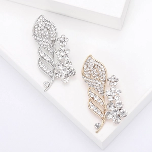 Elegant Alloy Rhinestone Leaf Floral Brooch Pin For Women Fashion Gold Silver Plated Jewelry Gift For Wedding Banquet Daily