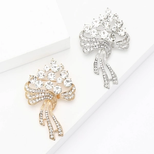 Élégante Broche Bouquet en Alliage avec Strass pour Femmes Design Floral Exquis avec Ruban Épingle à Bijoux pour Cardigan