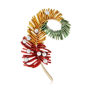 Vintage Alloy Feather Shape Brooch Multicolor Gradient Enamel Pin With Sparkling Rhinestones Elegant Women Scarf Buckle Accessory