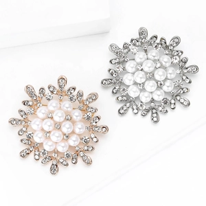 Elegant snowflake brooches with pearls and crystals in gold and silver finish