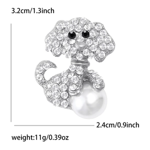 Detail van afmetingen en gewicht van de zilveren poedelbroche met strasstenen en parel