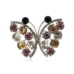 Vintage Hollow Butterfly Alloy Rhinestone Brooch Fashion Elegant Multicolored Crystal Breastpin Scarf Buckle For Women Jewelry Gift