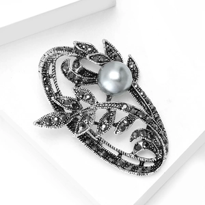 Vintage floral brooch with black crystals and grey pearl in antique silver finish
