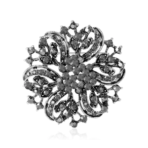 Vintage Luxurious Alloy Rhinestone Flower Brooch For Women Elegant Floral Pattern Inlaid Crystals Banquet Jewelry Accessories