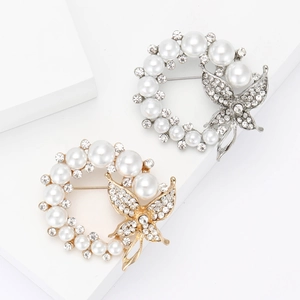 Eleganter Legierung Schmetterling Künstliche Perlenkranz Brosche Luxus Strass Eingelegt Nadel Für Damen Mode Schmuck Zubehör