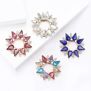 Luxurious round crystal scarf clips with teardrop rhinestones in various colors