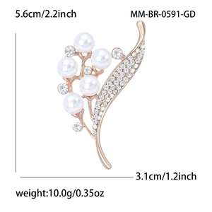 Broche élégante feuille dorée avec perles et strass, dimensions 5,6 cm x 3,1 cm