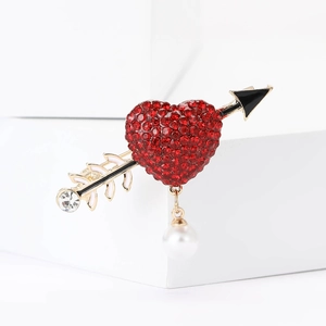Mode Broche Cœur Flèche Alliage Strass Rouge Émail Cupidon Avec Imitation Künstliche Perle Pour Femme Mariage Fête Bijoux