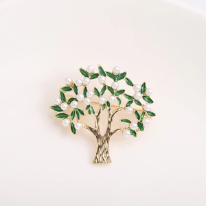 Vintage gold tree brooch with emerald enamel leaves and white pearls for women's suits