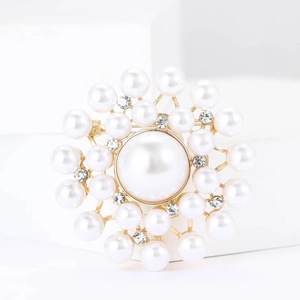 Elegant gold alloy pearl flower brooch with central large pearl and sparkling rhinestones