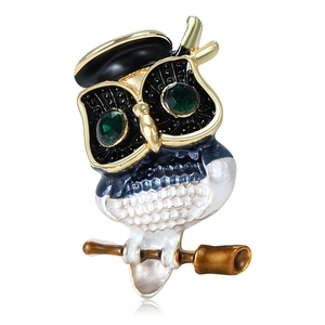 Vintage Cartoon Owl Brooch With Glasses Alloy Enamel Drip Oil Animal Rhinestone Pin For Men Women Fashion Accessories