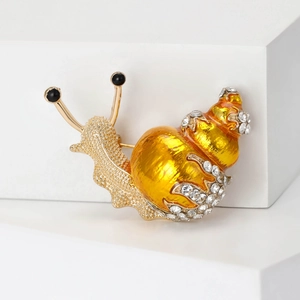 Creative enamel snail brooch with sparkling rhinestones on golden metal base