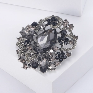 Eleganter böhmischer Blumen-Brosche mit grauem Kristall und schwarzen Steinen für Damen