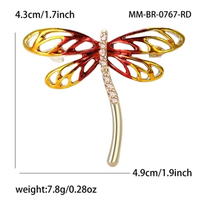 Detailed size specifications for the dragonfly brooch with measurements 4.9cm x 4.3cm