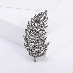 Elegant hollow feather leaf brooch in gun-black alloy with sparkling rhinestones decoration