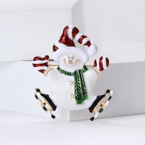 Broche bonhomme de neige en émail avec rayures rouges et écharpe verte pour l'hiver