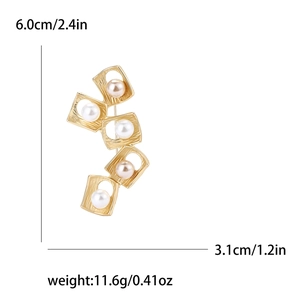 Square matte gold alloy brooch with pearls for suits, size 6.0cm by 3.1cm