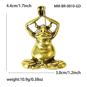 Vintage golden yoga frog brooch in meditation pose, dimensions 4.4cm height and 3.0cm width