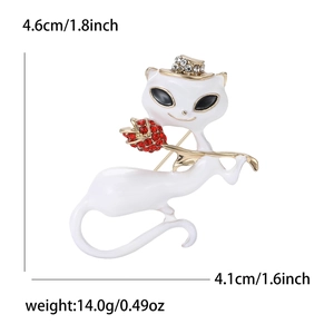 Tableau de tailles détaillé de la broche chat avec rose en cristal et couronne sertie