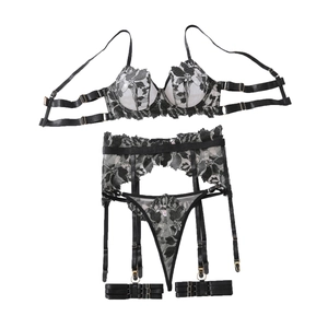 Exquisite 4-piece black floral lace lingerie set with bra, garter belt and thong