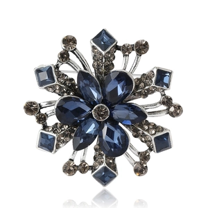 Exquisite dark blue crystal snowflake brooch pin with vintage silver alloy for women suit