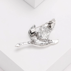 Broche cygne vintage en alliage argenté avec textures détaillées et fermoir de sécurité