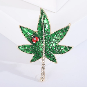 Enamel Leaf Brooch With Ladybug Rhinestone Inlaid Alloy Brooch Pin For Women Fashion Daily Accessories Brooches Jewelry