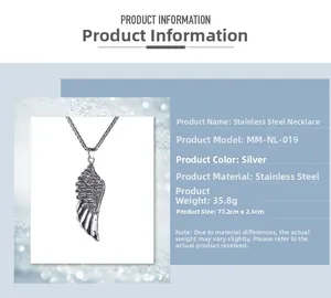 Vue détaillée du collier pendentif aile en acier inoxydable argenté taille 77,2cm et 35,8g