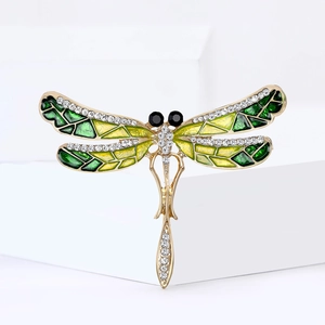 Exquise broche libellule plaquée or avec ailes en émail vert et strass étincelants