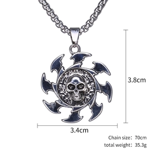 Collier crâne punk pour homme avec pendentif rouage solaire et chaîne longue de 70cm