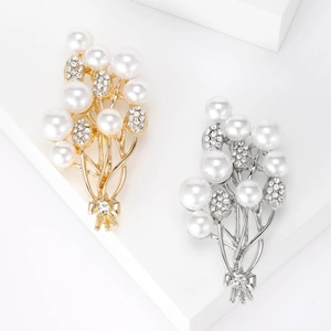 Elegant Alloy Flower Brooch With Faux Artificial Pearl Rhinestone Korean Style Gold Silver Plated Floral Bouquet Pins For Women Jewelry