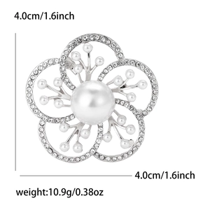 Elegant floral rhinestone pearl brooch with silver alloy base for women suit decoration