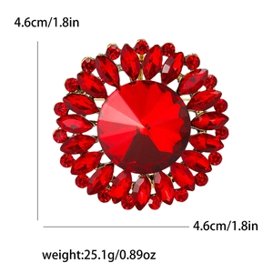 Funkelnde rote Kristall-Blumenbrosche mit Strass-Akzenten für Kleider und Anzüge