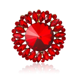 Exquisite rote Kristallblumenbrosche in Goldlegierung für Damen Partykleider
