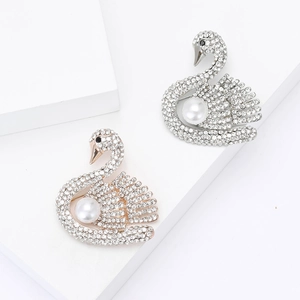 Broche Cygne Élégante en Alliage avec Strass et Grosse Künstliche Perle Blanche pour Femme Épingle Animale Élégante pour Mariage Fête Bijoux Accessoire