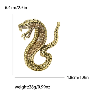 Fashionable golden cobra snake brooch with champagne rhinestones for suits and shirts