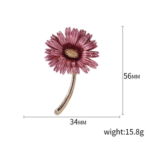 Pink daisy petal brooch in alloy with gold stem, size 56mm by 34mm, 15.8g weight