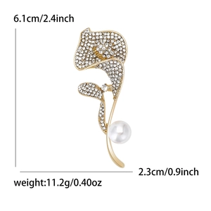 Eleganter Gold-Orchideen-Anstecknadel mit weißen Strasssteinen und großer Perle